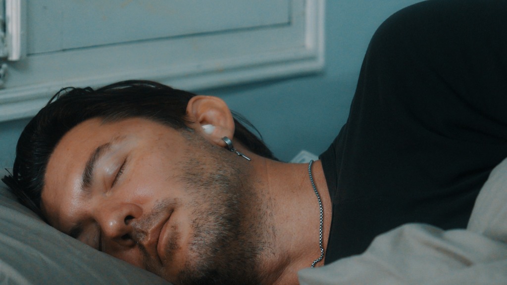 Sleeping on side with SomniPods 3